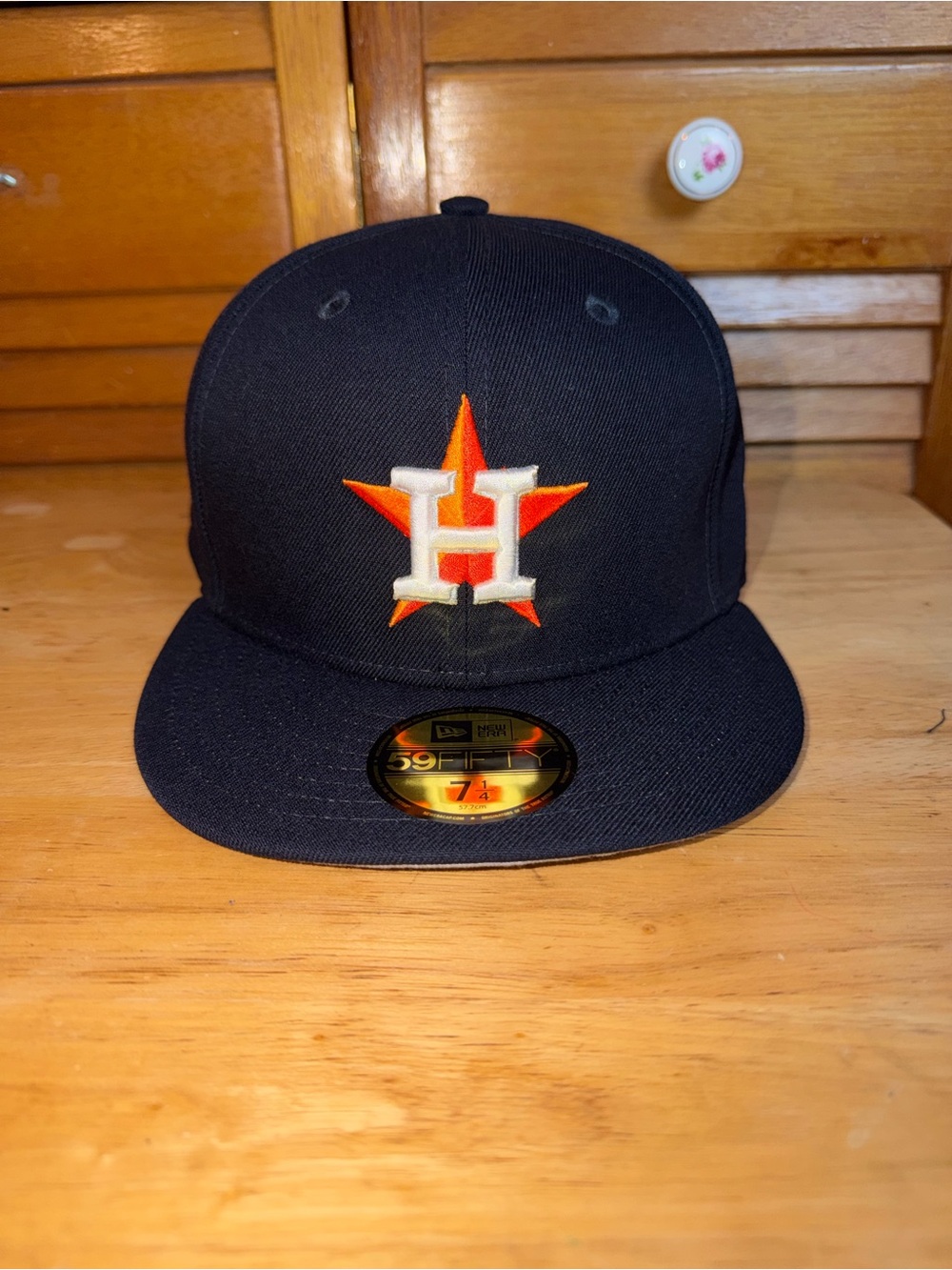 Houston Astros 2017 World Series Side Patch Fitted. 7 1/4 (NWTS)